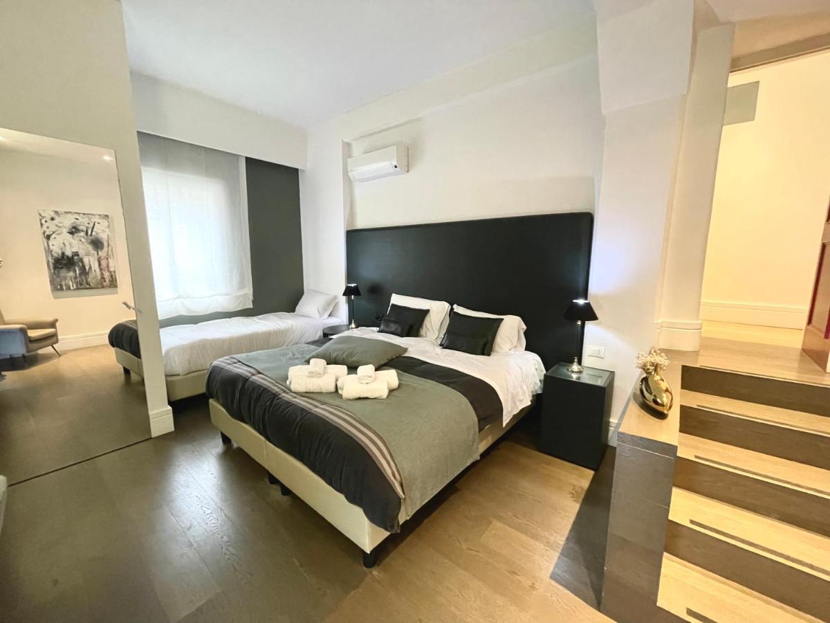 Xenia Luxury Rooms เรจโจ ดี คาลาเบีย ภายนอก รูปภาพ