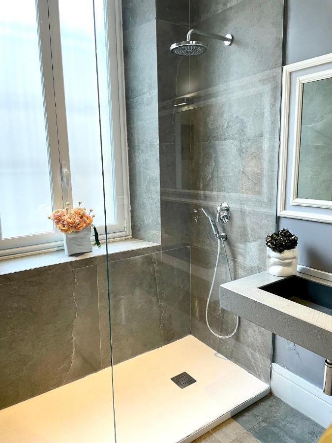 Xenia Luxury Rooms เรจโจ ดี คาลาเบีย ภายนอก รูปภาพ