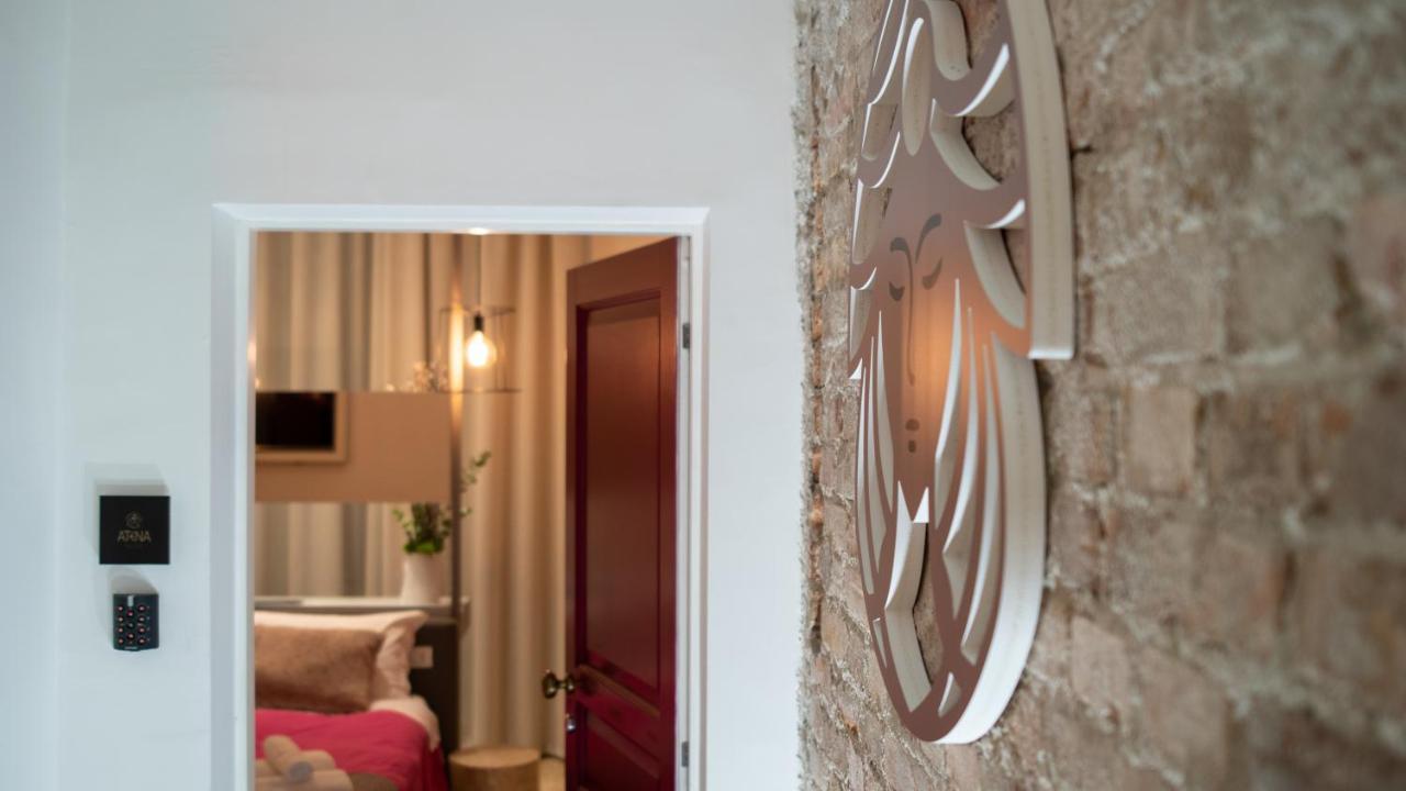 Xenia Luxury Rooms เรจโจ ดี คาลาเบีย ภายนอก รูปภาพ
